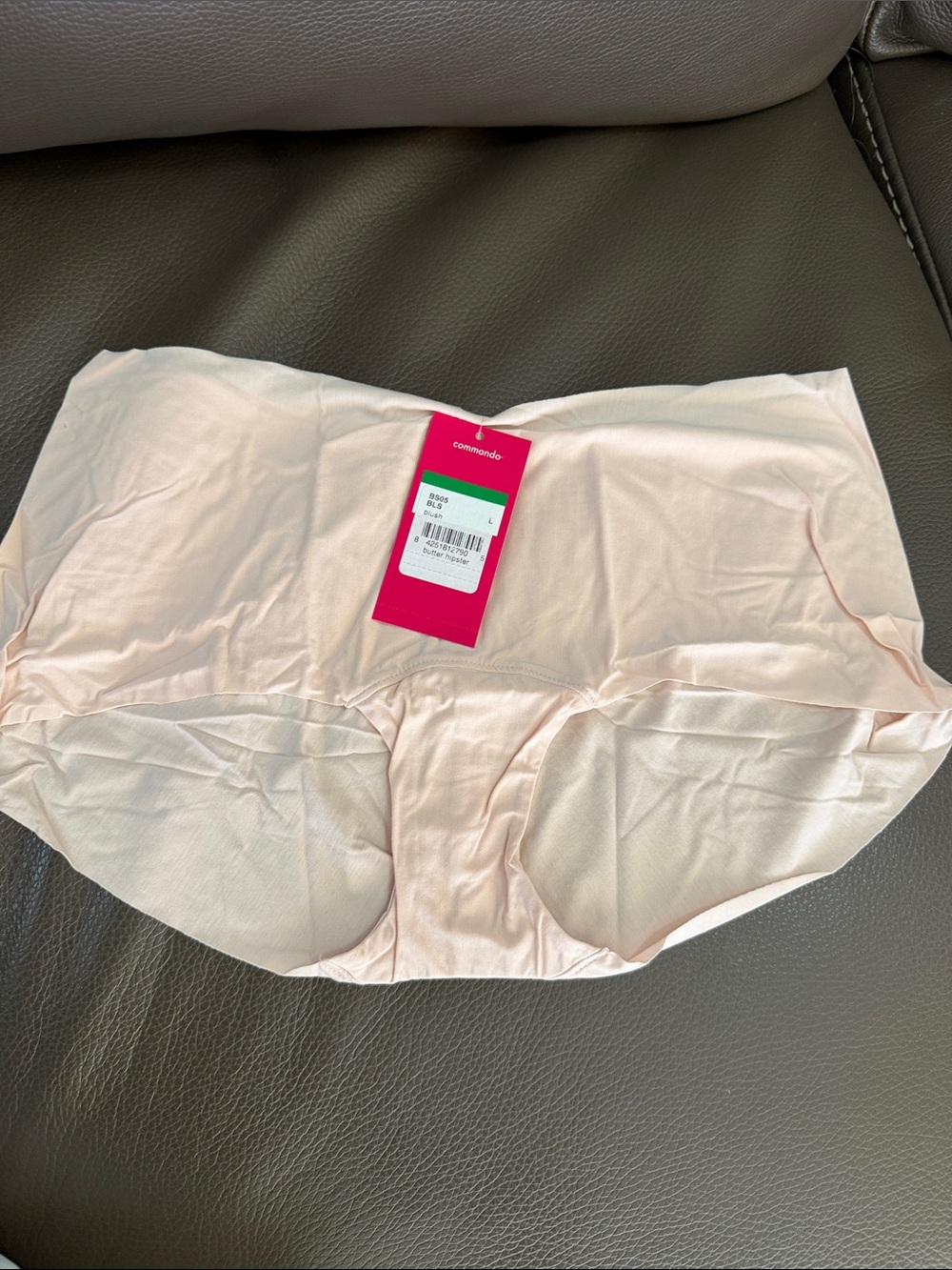 Commando Seamless butter hipster Briefs in Blush size Large